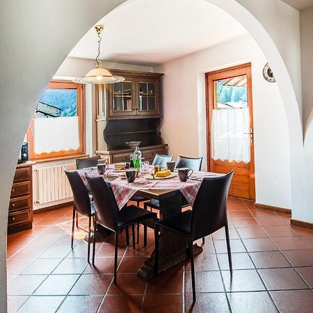 Appartamento Aldo Isolaccia Bagian luar foto